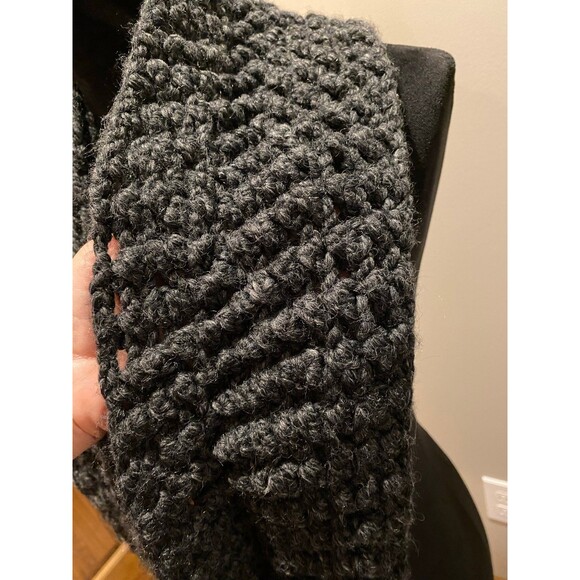 Infinity Handmade Scarf  Heavy Weave Very Warm Versatile Gray Color Beautiful ! - Picture 2 of 6